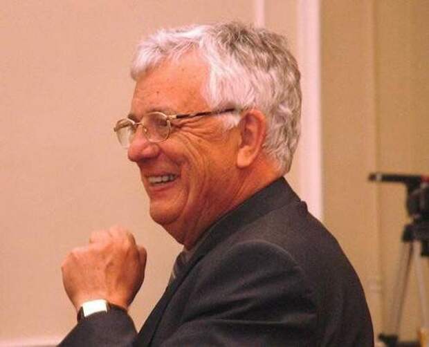 Раймонд Паулс отметил бриллиантовую свадьбу