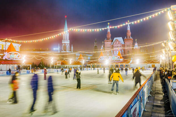 Москва готовится к <Новому году> ( 40 фото )