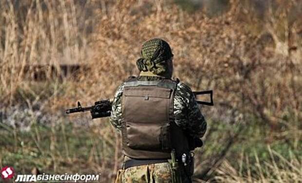 Боевики обстреляли силы АТО возле Трехизбенки и Луганской ТЭС Боевики обстреляли силы АТО возле Трехизбенки и Луганской ТЭС