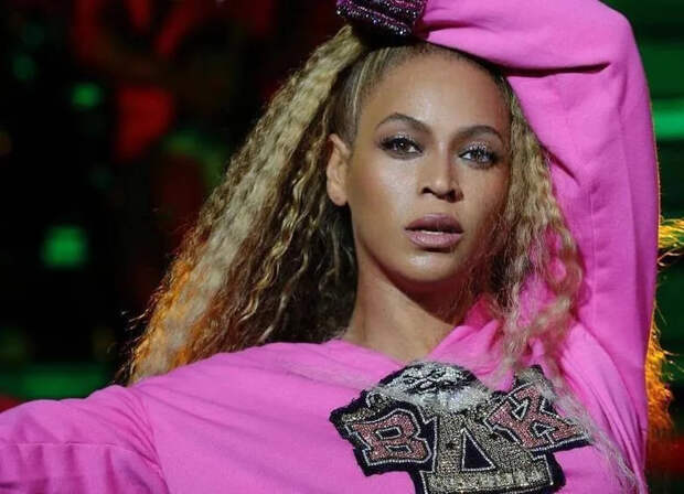 Бейонсе вошла в пятерку богатейших музыкантов мира