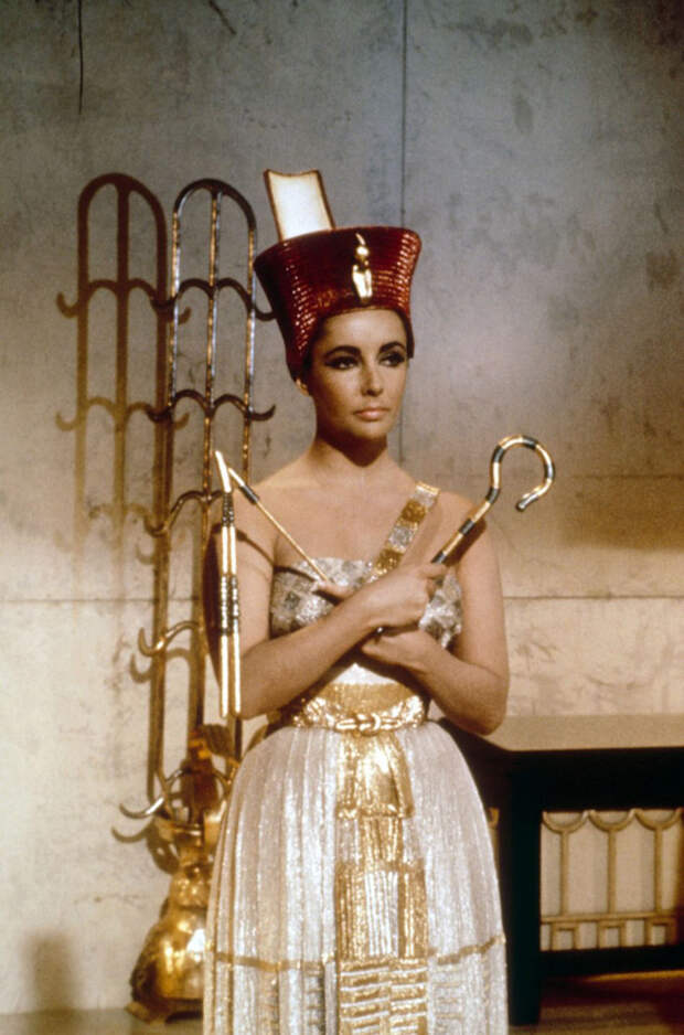 Элизабет Тейлор (Elizabeth Taylor) на съемках фильма «Клеопатра» (Cleopatra) (1963), фото 13