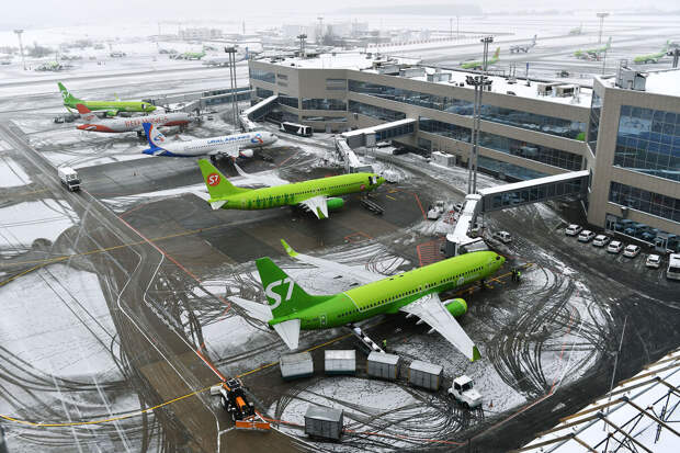 В Шереметьево и Домодедово заявили о готовности к работе в сильные морозы