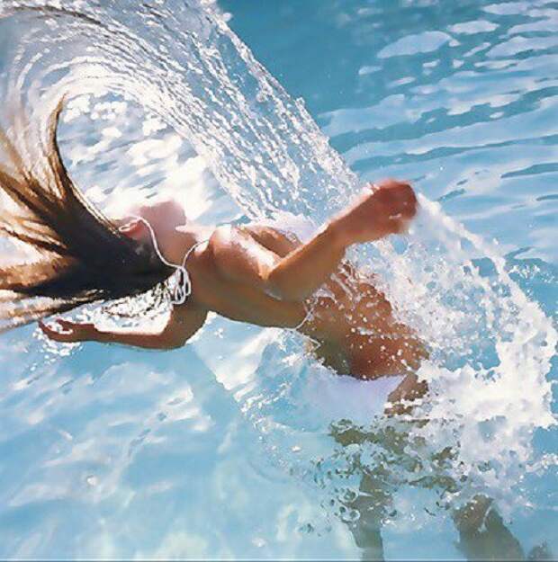 Девушки в воде: картины, которые реалистичнее фотографий (13 работ)