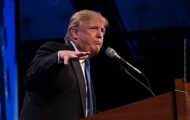Скандал на CNN: ведущий Тэппер грубо прервал интервью с советником Трампа