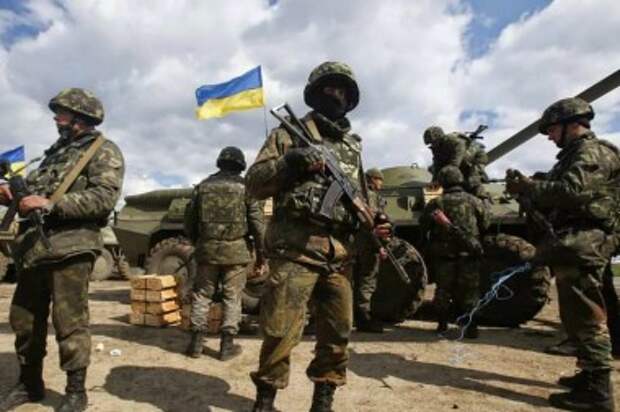 Украинские силовики ведут массированный обстрел поселка Спартак Украинские силовики ведут массированный обстрел поселка Спартак