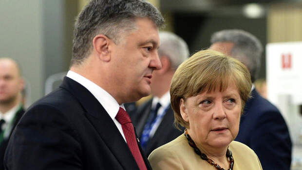 Президент Украины Петр Порошенко и канцлер Германии Ангела Меркель. Архивное фото