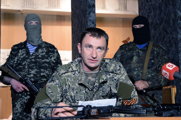 Сергей Здрилюк во время обращения к командованию вооруженных сил Украины. Фото: Наталья Селиверстова / РИА Новости 