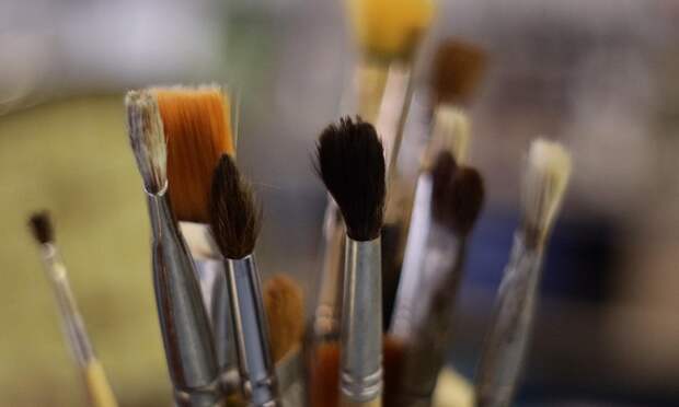 В Архангельске дети учатся рисовать как великие художники