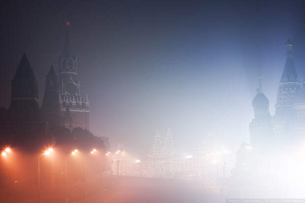 Задымленная Москва (21 фото) Задымленная Москва (21 фото)