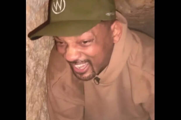 Уилл Смит показал необычное видео, на котором он исследует пирамиду в Гизе