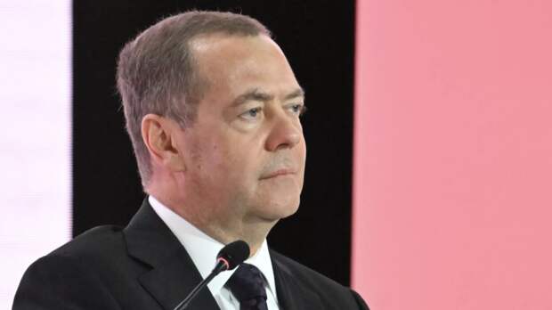 Медведев: СВО помогла увидеть, на кого можно рассчитывать, а на кого нельзя