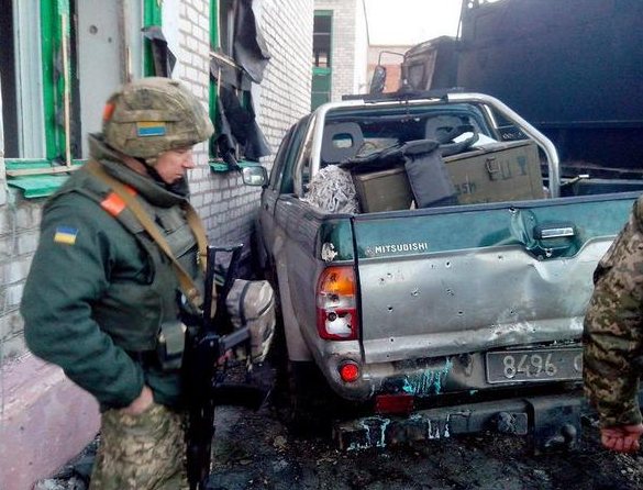 Внедорожник полка азов в Широкино