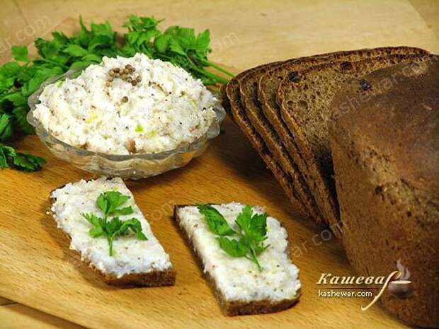 Сало с чесноком и кориандром Сало с чесноком и кориандром – рецепт с фото, украинская кухня