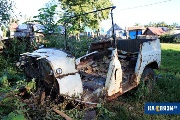 Какие старые автомобили можно встретить в деревнях? Автомобили СССР, ретро авто