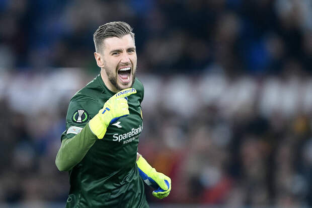 Российский вратарь Никита Хайкин получил норвежское гражданство