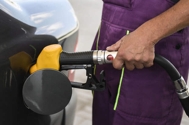 Аналитик Терешкин: рост цен на бензин летом сравняется с инфляцией