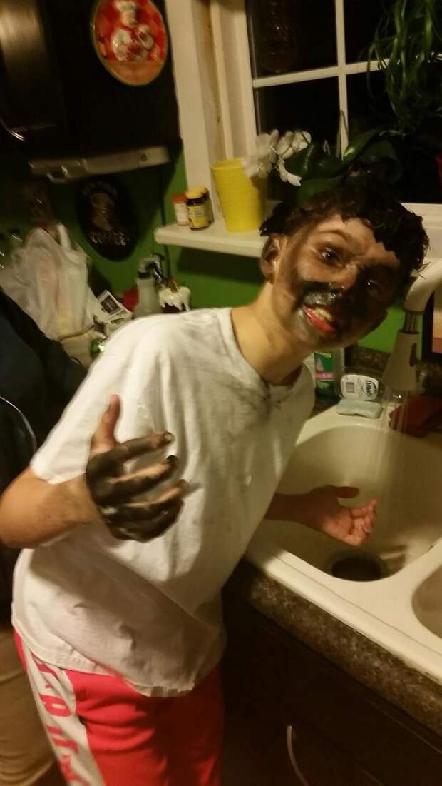 My 12 Year Old Nephew Decided That Hitting A Spray Paint Can With A Hammer Was A Good Idea
