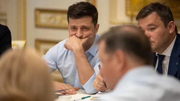 Петиция за отставку Зеленского набрала нужные для рассмотрения голоса