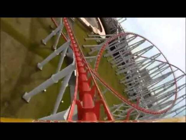 Самая страшная горка видео. Смешные видео на американских Горках. Смешные видео на аттракционах.