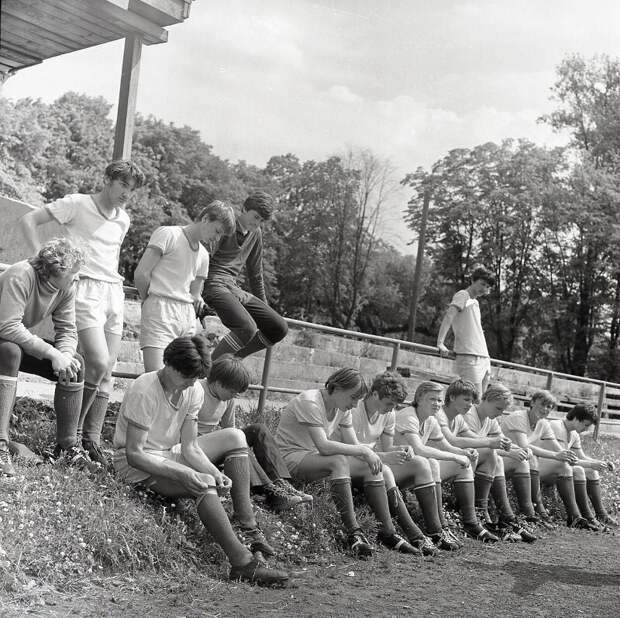 1980 год. Калининград. Футбольная команда "Юность" - чемпион Калининградской области 1979 года.