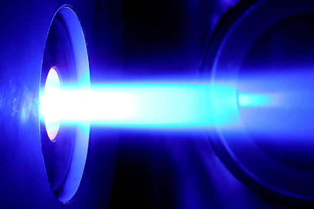 Лихачев: "Росатом" испытал плазменный двигатель для космоса