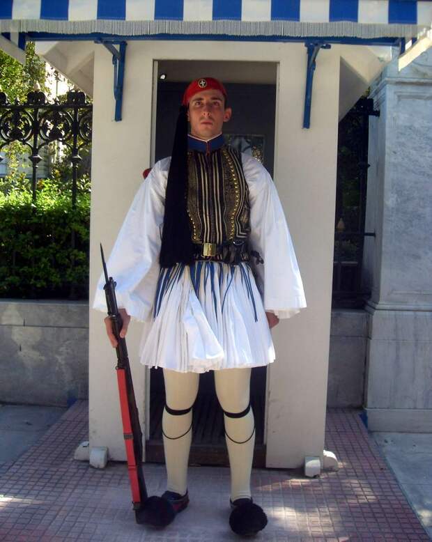 Отзвуки древних традиций: Эвзоны - греческая Президентская Гвардия (27)