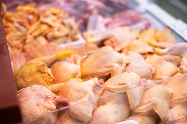 Эксперт Иванов о курице по 700 рублей: до лета снижения цен ждать не стоит