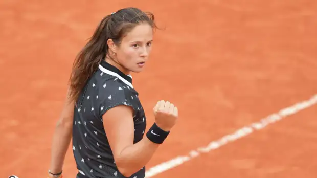 Касаткина обыграла Соболенко и вышла в третий круг турнира WTA в Пекине