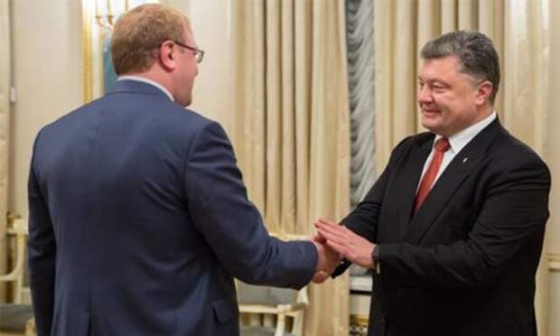 Порошенко требует немедленного решения крымского вопроса Порошенко требует немедленного решения крымского вопроса