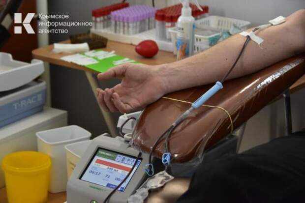 В Крыму с начала года донорами крови стали почти 13 тысяч человек
