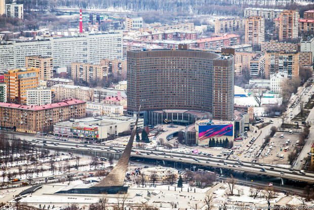 Метро ВДНХ, гостиница «Космос», музей космонавтики