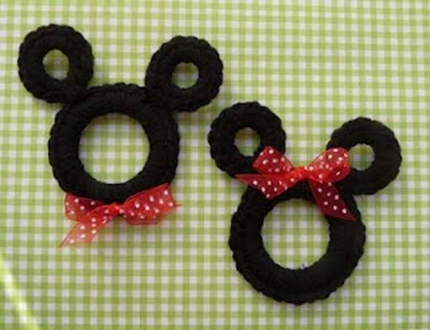 Mickey and Minnie Mouse crocheted ornaments or embellishments - could be used as gift decorations, magnets, Christmas ornaments, etc.