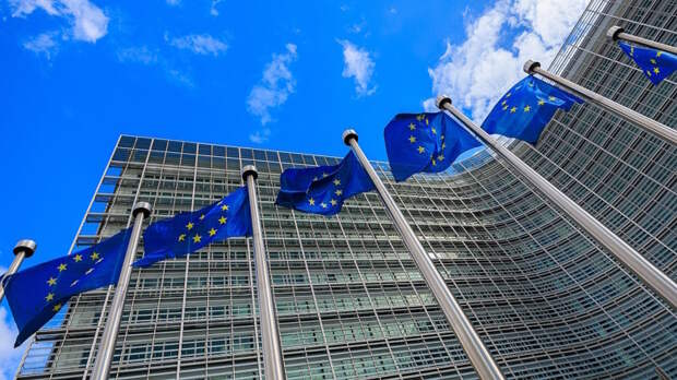 ЕК подтвердила запрос Великобритании на участие в кредите €90 млрд для Украины