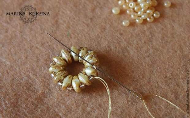 серьги из бисера серьги из бисера