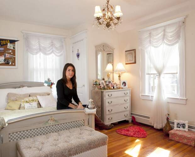 Katelyn Mescali, 20 — New York, USA