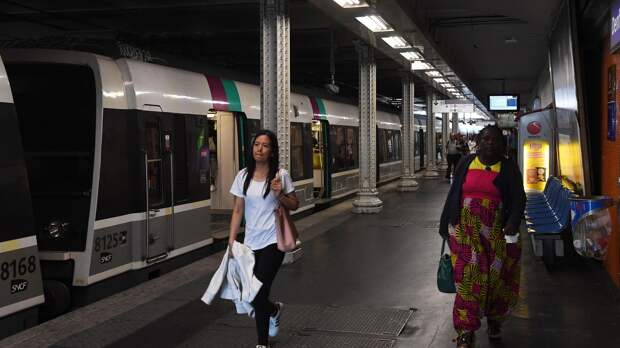 "Во Франции здравый смысл кончился". Расизм против белых стал реальностью