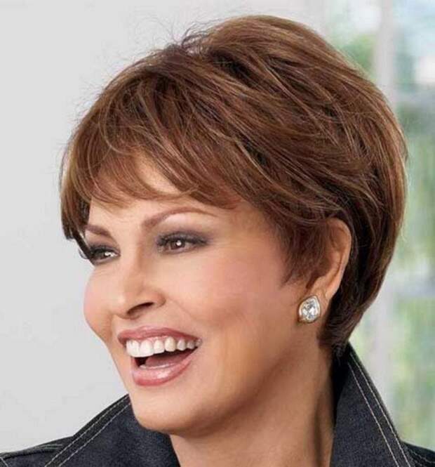 Вариант для лета: модные прически на любой вкус, которые помогут выглядеть на 10 лет моложе