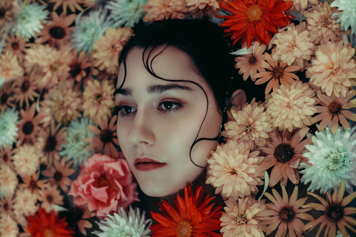 20-ти летний фотограф и его глубокие портреты