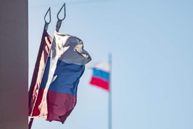 Флаг России демонстративно спустили на чемпионате мира по хоккею