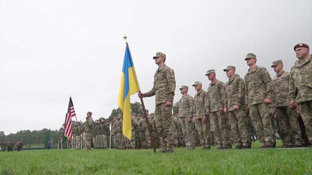 Украину призвали готовиться к военному положению. Фото из интернета.