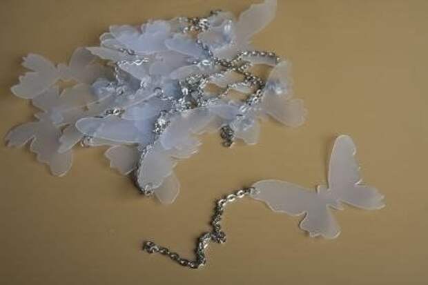 Бабочки под потолком Бабочки под потолком