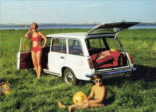 Как СССР рекламировал автомобили