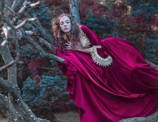 Модель: Wiktoria Pytlik. Автор: Agnieszka Lorek. Модель: Wiktoria Pytlik. Автор: Agnieszka Lorek.