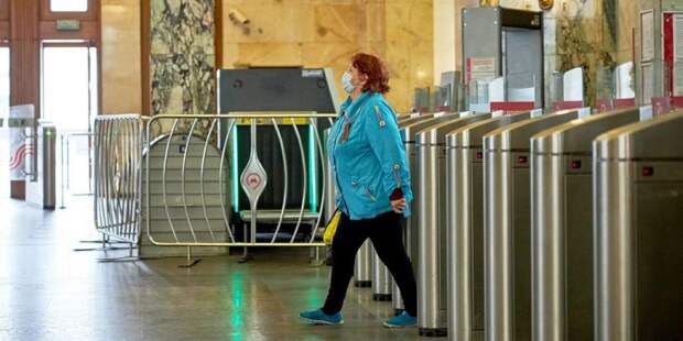 Дептранс: Утром в метро 99% пассажиров надели маски. Фото: mos.ru