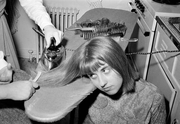 1964 год: "утюг" для волос косметология, красота, старые фото