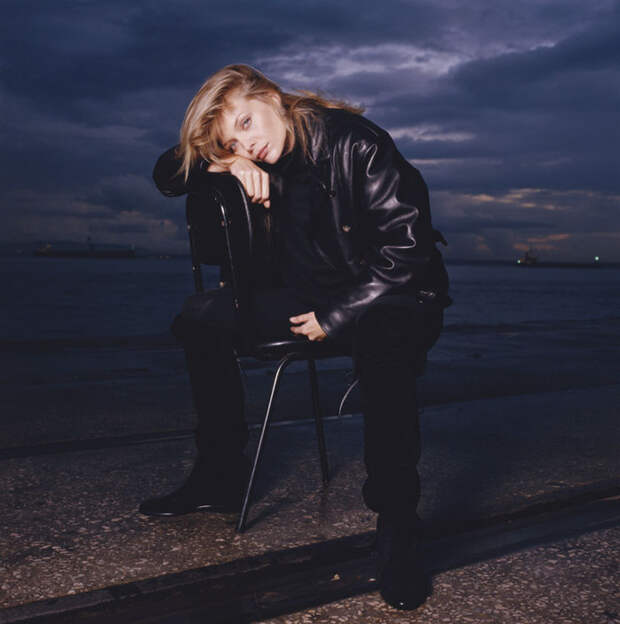 Мишель Пфайффер (Michelle Pfeiffer) в фотосессии Терри О'Нила (Terry O'Neill) (1990), фотография 7