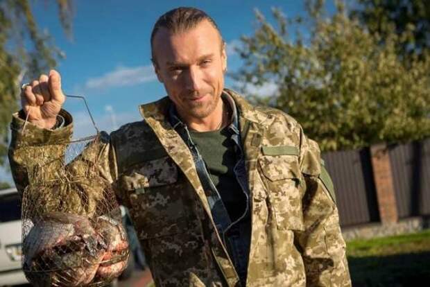 Олег Винник обожает рыбалку 