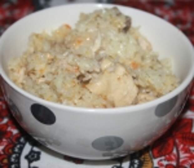 Рисовая каша с домашней курицей в мультиварке