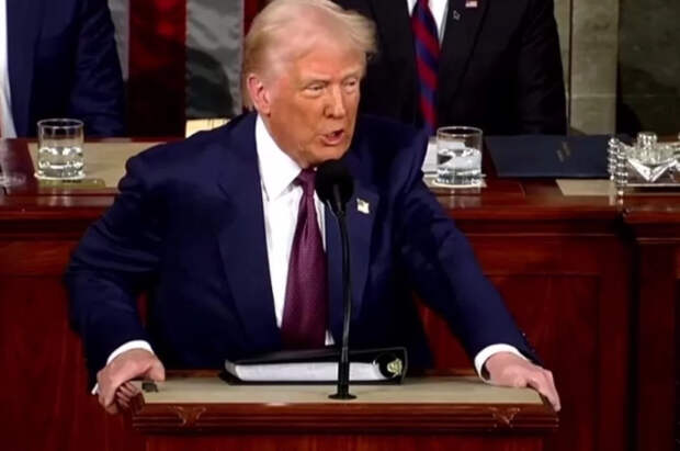 Трамп после слов о прогрессе с Ираном проведёт закрытый брифинг с разведкой