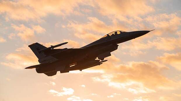 Во Франции узнали о сроках обучения украинских пилотов F-16